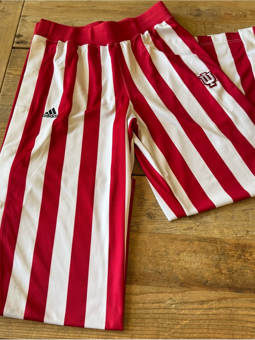 Adidas Indiana Hoosiers Breakaway Snaps Candy Stripe Size M FREE SHIPPING